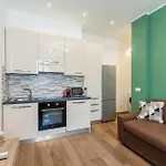 Family-friendly In Isola District Apartment Milan