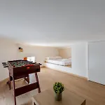 Family-friendly In Isola District Milan