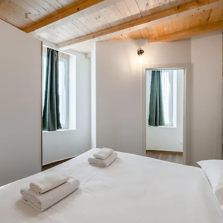 Family-friendly In Isola District Appartamento *