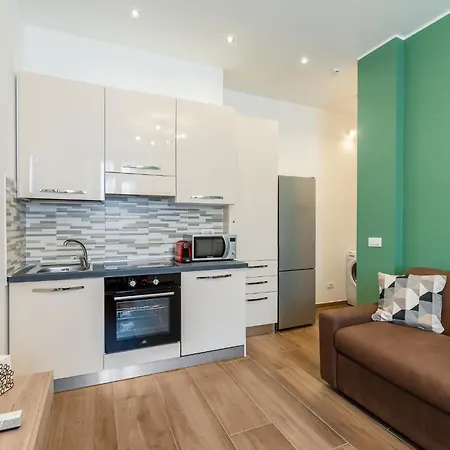 Family-friendly In Isola District Appartamento Milano